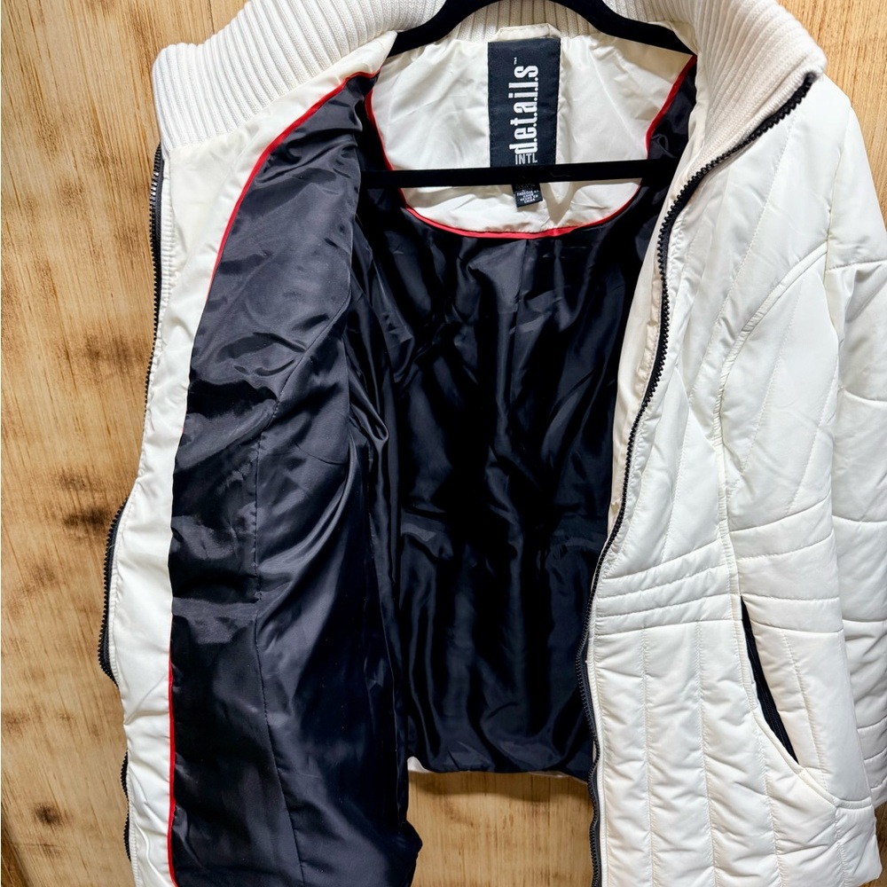 Women's Cream Puffer Jacket - Picture 3 of 5
